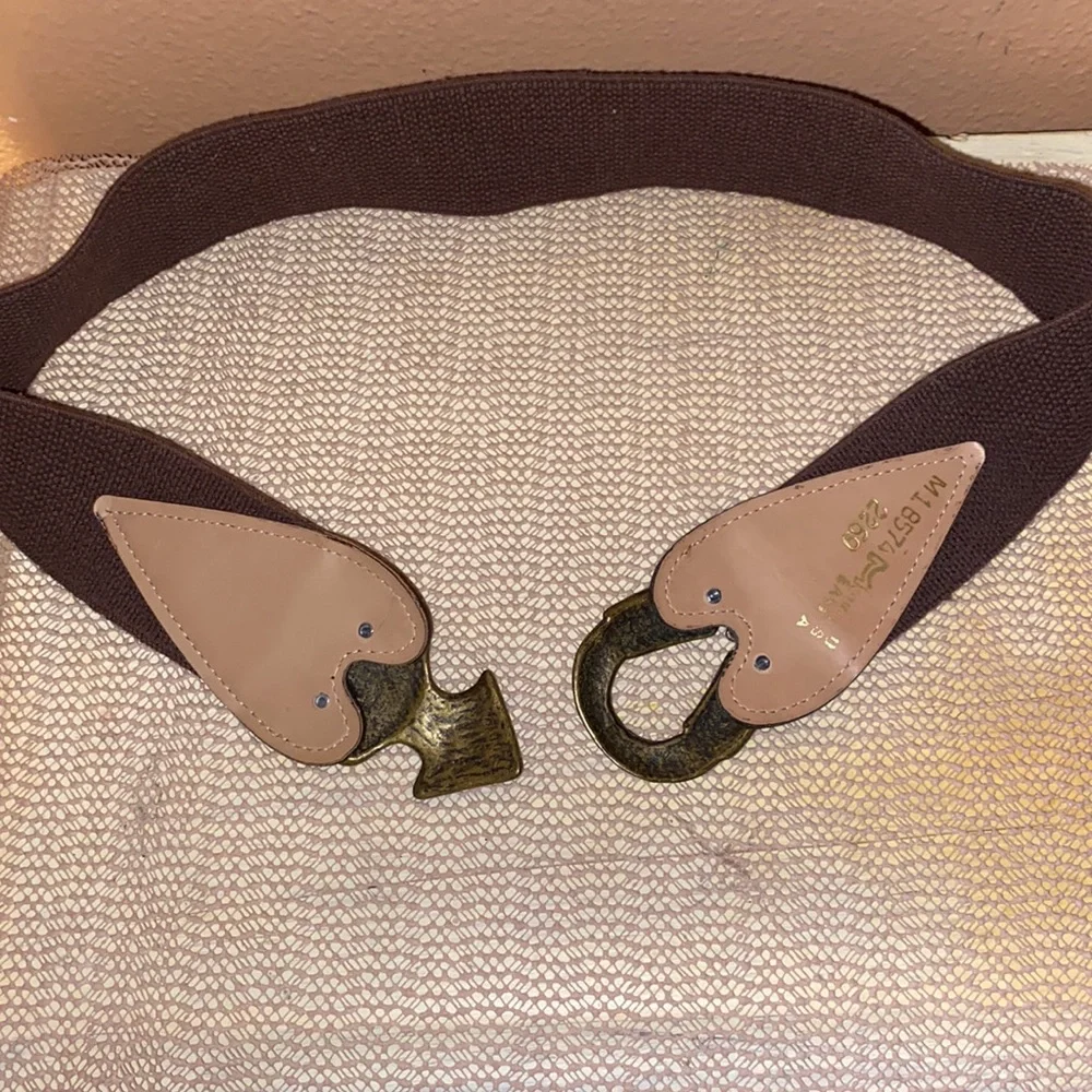 Vintage Omega Brown Utility belt with brass arrow head closure - Picture 3 of 8